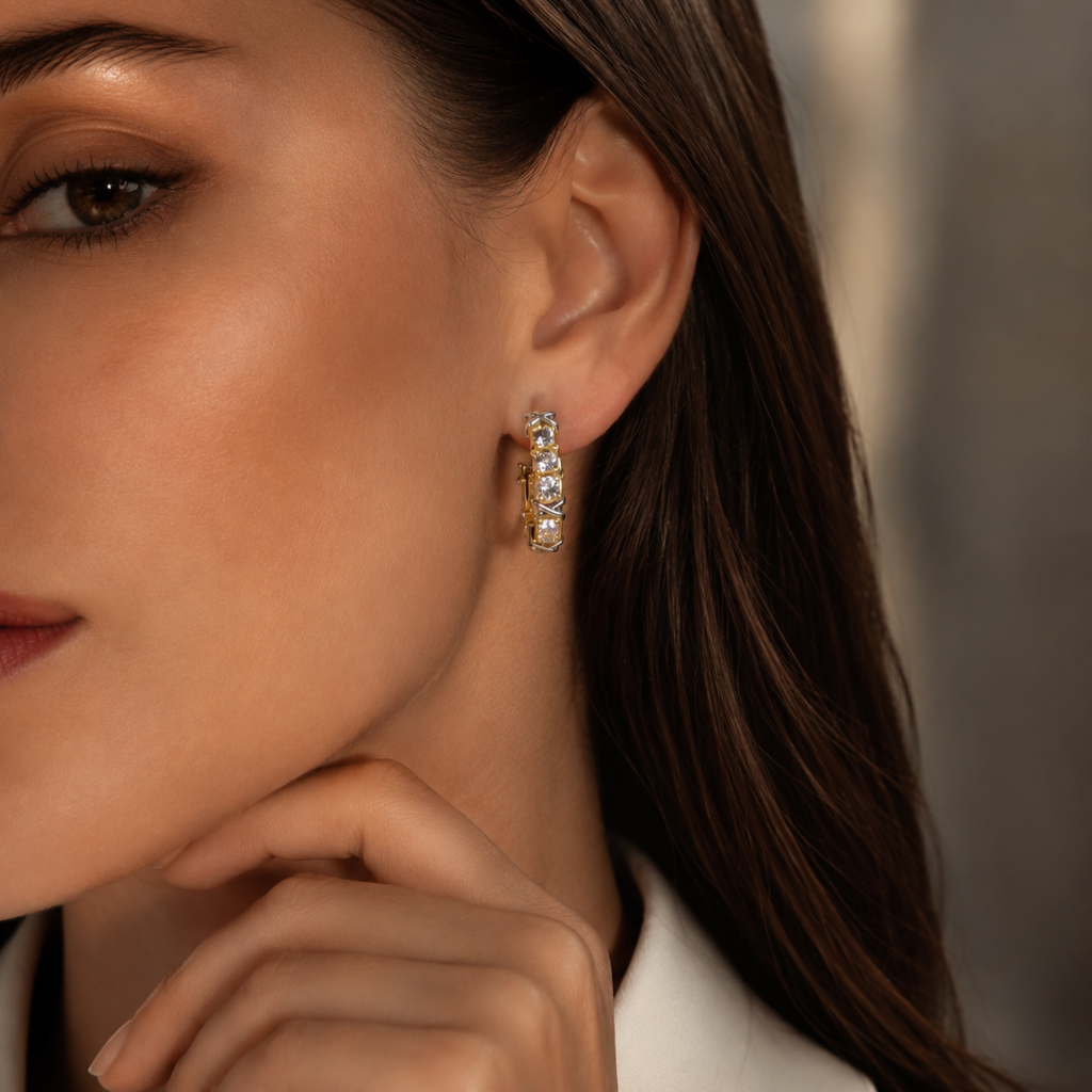 Semijoia Brinco Luxo Cravejado 22mm Banho Ouro 18K