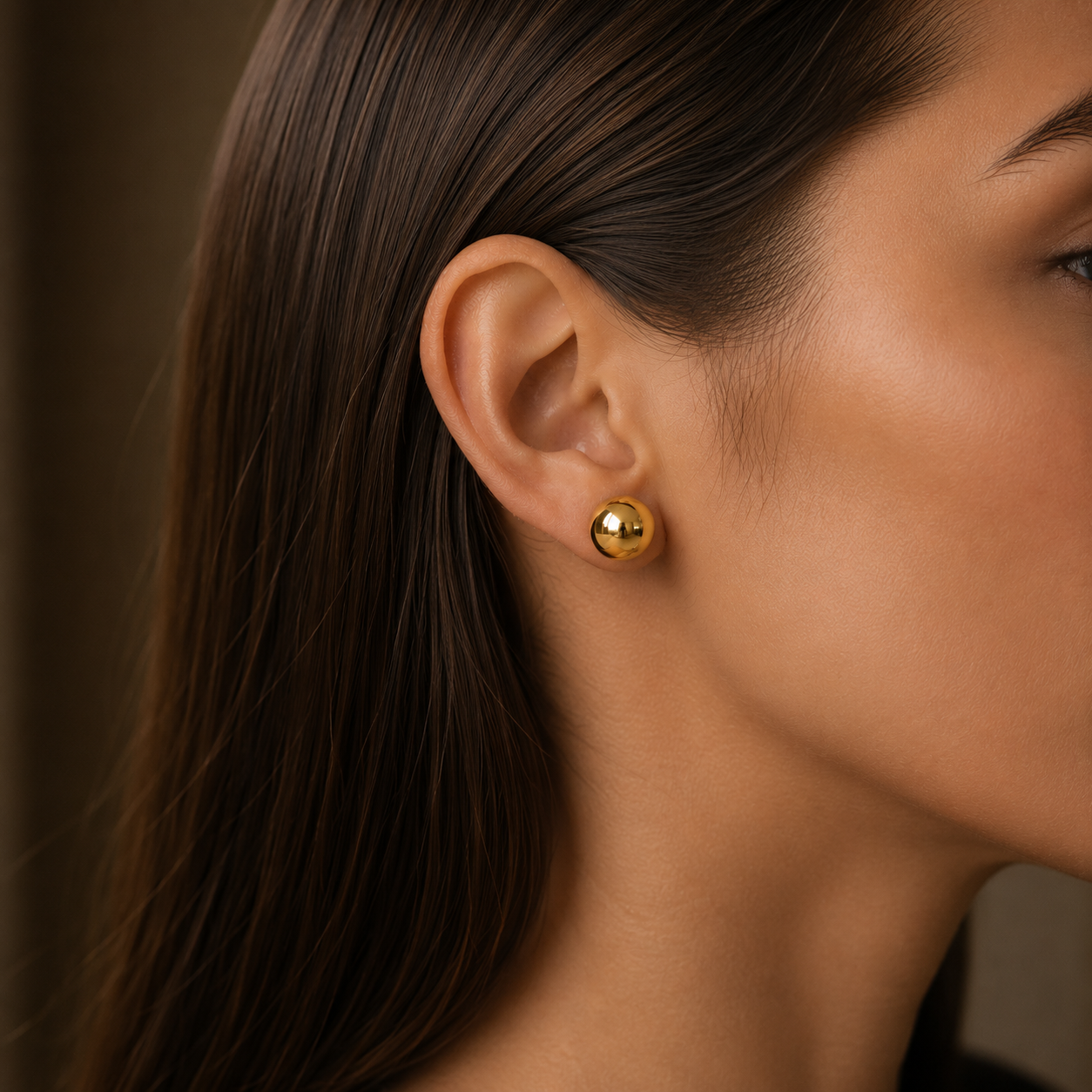 Semijoia Brinco Bola Lisa 12mm Banho Ouro 18K