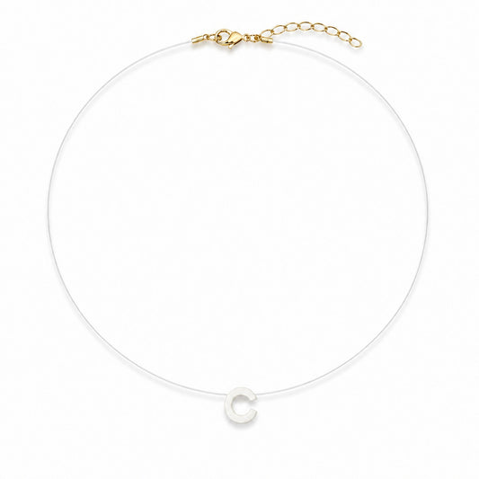 Semijoia Colar Choker Letra (C) Madrepérola Fio De Nylon 45cm Banho Ouro 18K