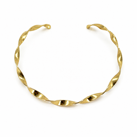 Semijoia Colar Choker Fininha Torcida 12cm Banho Ouro 18K