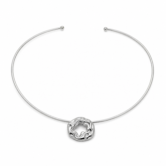 Semijoia Colar Choker Aro 12 Cm Pingente Orgânico Banho Ródio