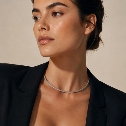 Semijoia Colar Choker Aro Texturizado Achatado 12,5cm Banho Ródio