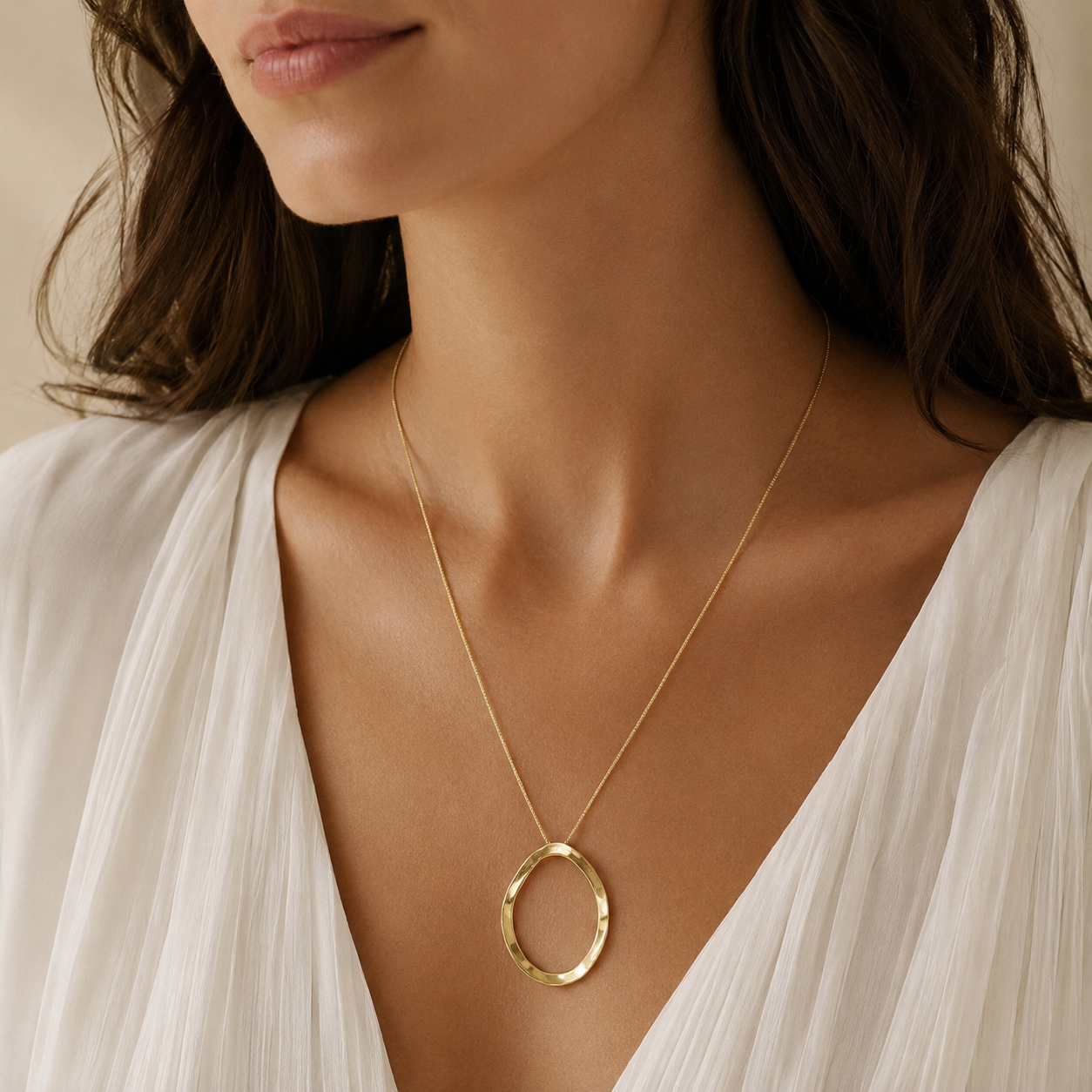 Semijoia Colar Pingente Oval 45cm Banho Ouro 18K
