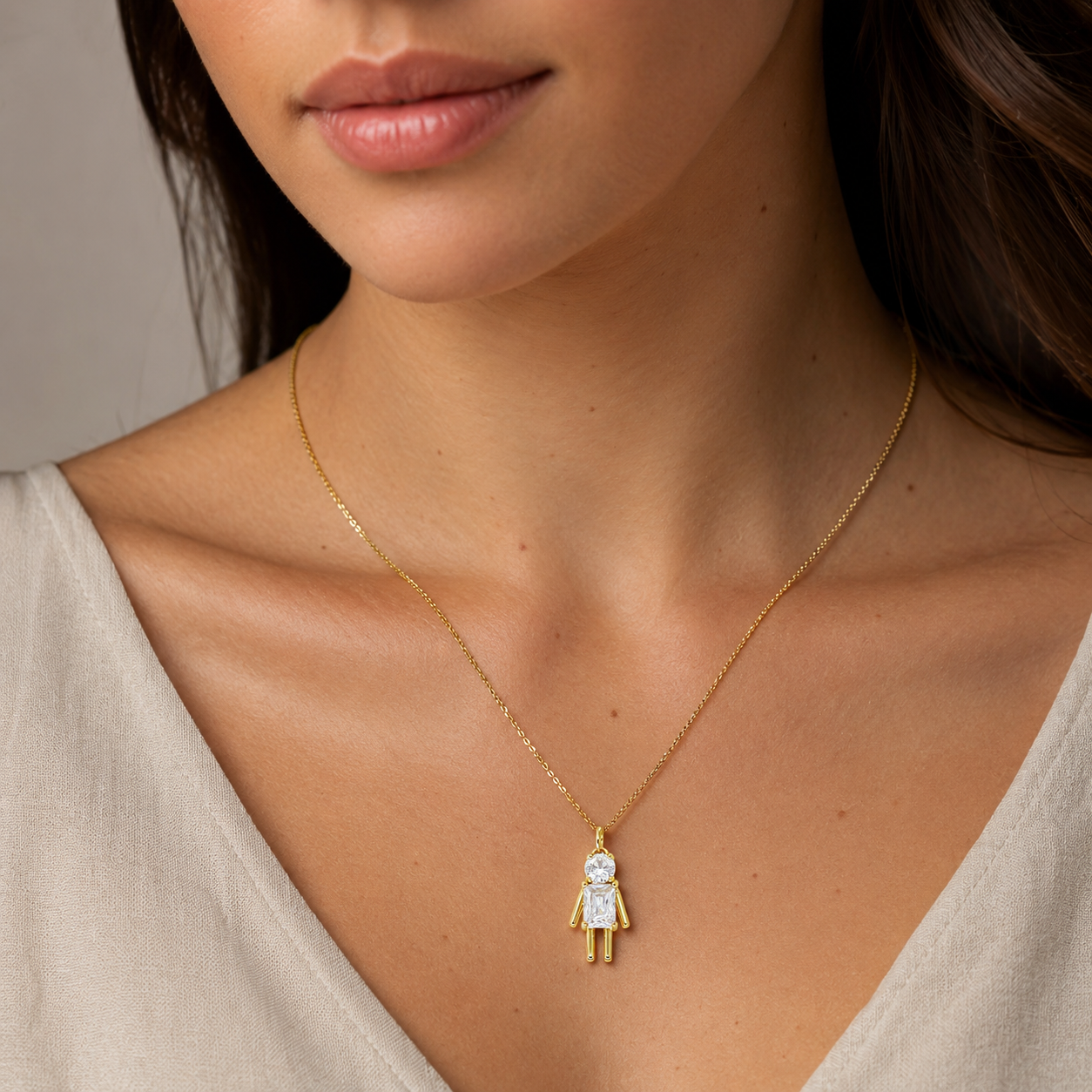 Semijoia Pingente Filho (A) Com Zircônia 19mm Banho Ouro 18K
