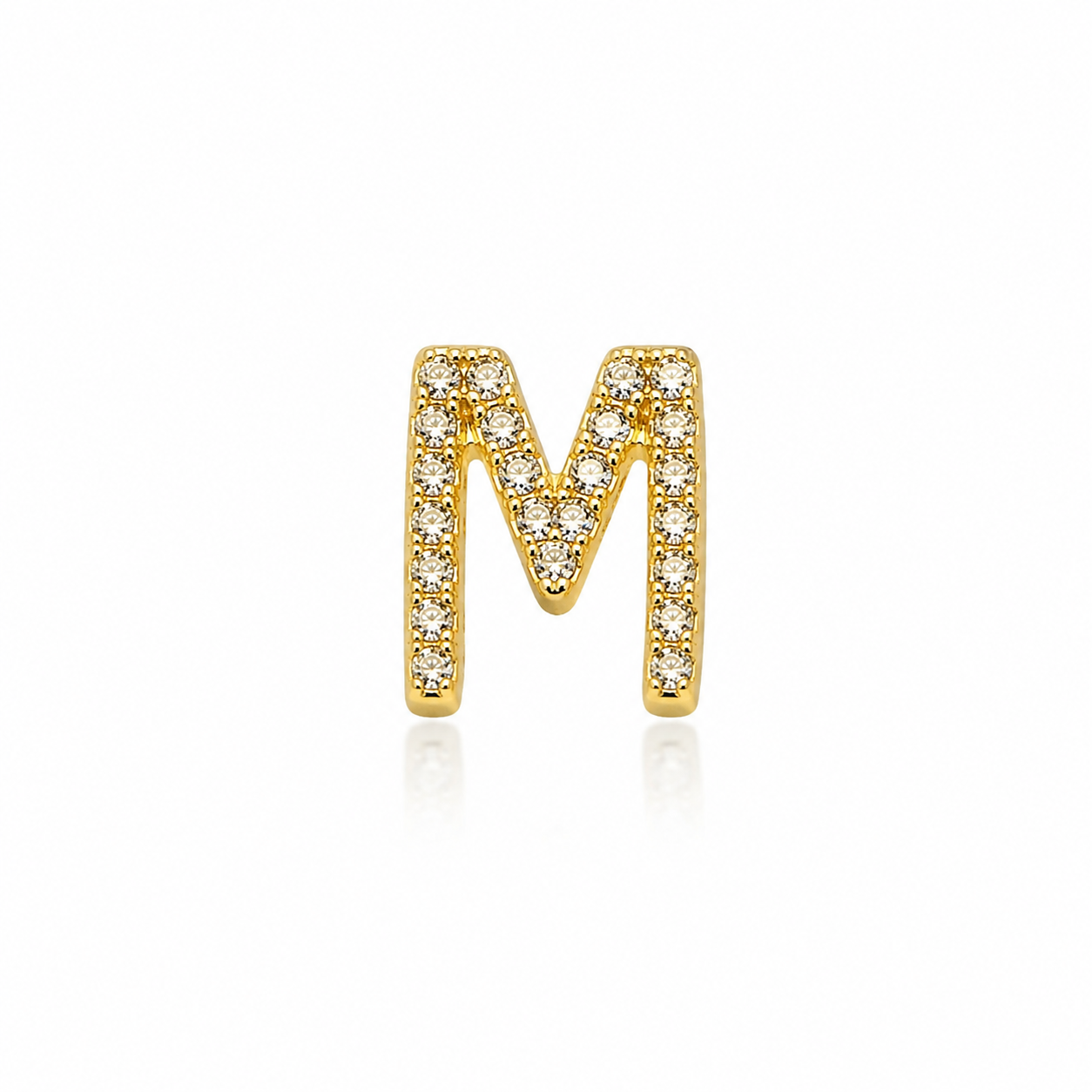 Semijoia Pingente Letra (M) Mini Cravejado 10mm Banho Ouro 18K