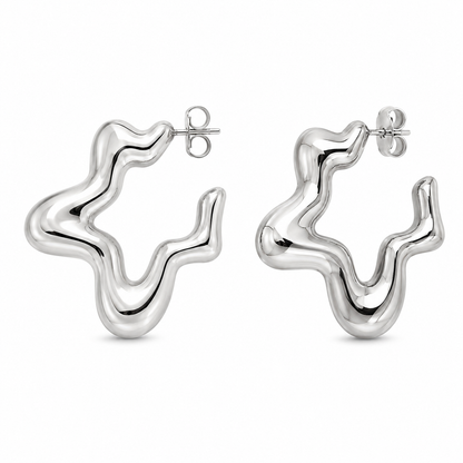 Semijoia Brinco Argola Estrela Assimétrica 34mm Banho Ródio