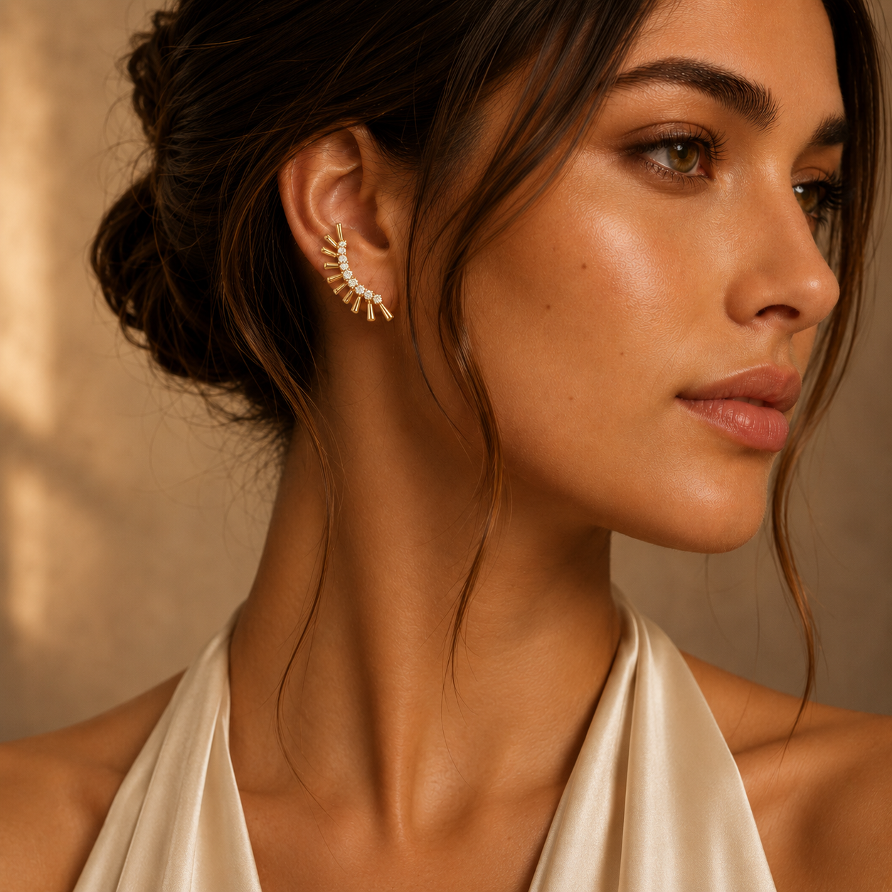 Semijoia Brinco Ear Cuff Grande Zircônias 29mm Banho Ouro 18K