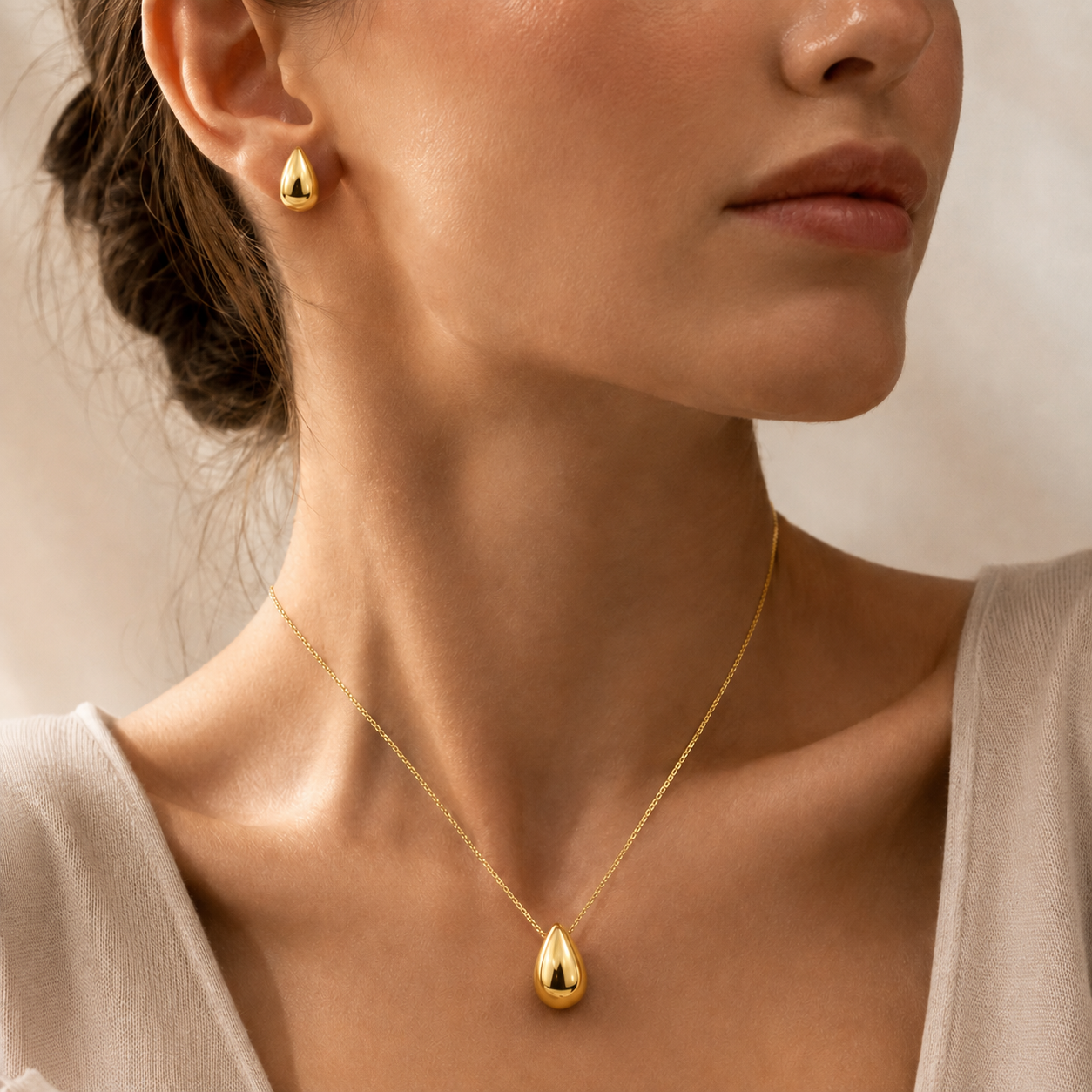 Semijoia Conjunto Gota Lisa Brinco Colar 45cm Banho Ouro 18K