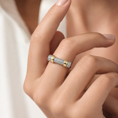 Semijoia Anel Cravejado Trava 22mm Aro 22 Banho Ouro 18K Banho Ródio