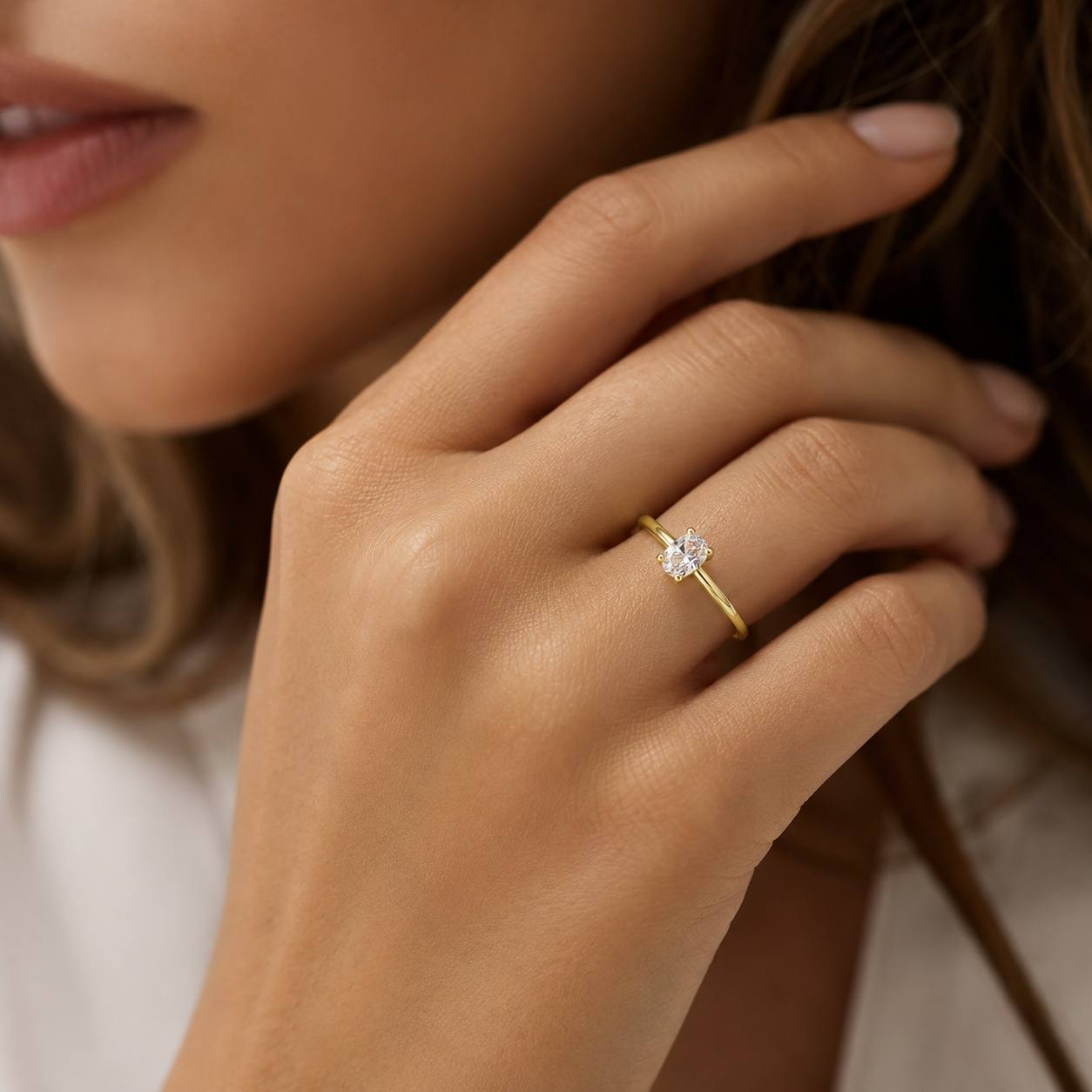 Semijoia Anel Solitário Zircônia Oval 4mm Aro 21 Banho Ouro 18K
