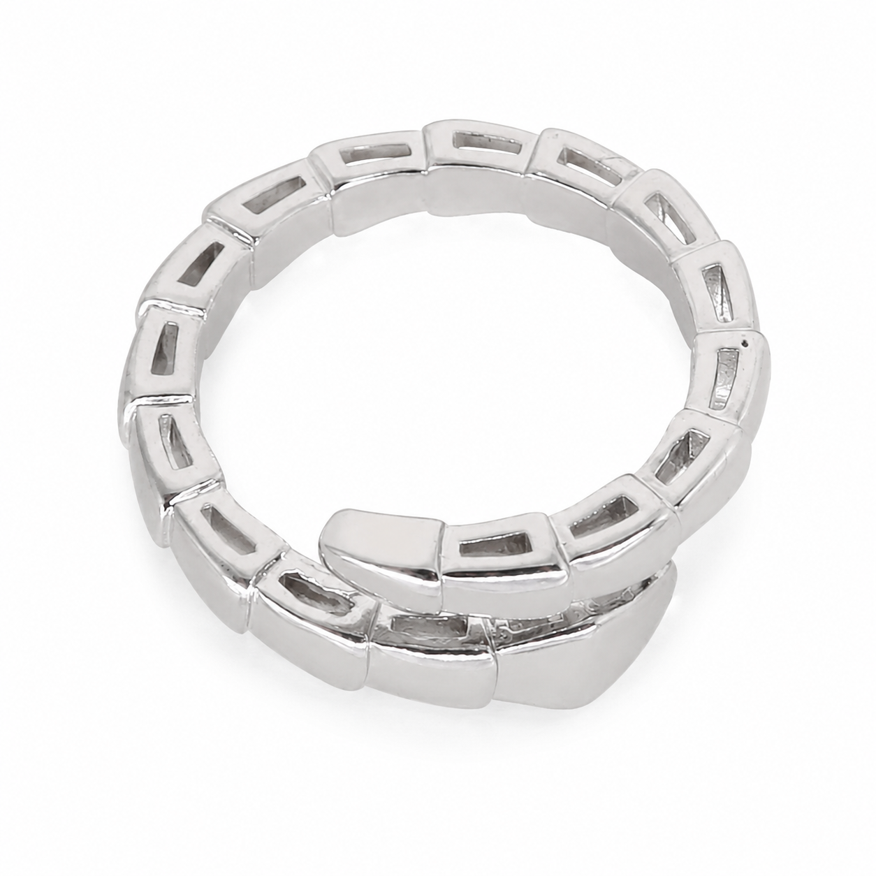 Semijoia Anel Serpente Lisa 8mm Aro 16 Banho Ródio