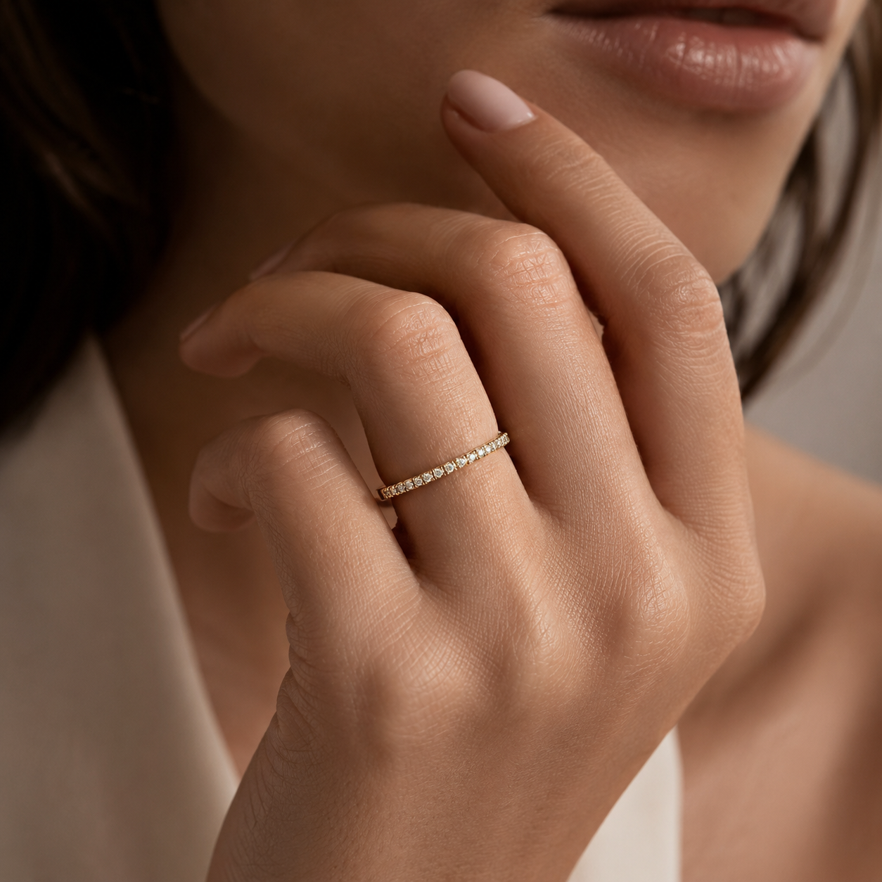 Semijoia Anel Meia Aliança Cravejada 3mm Aro 13 Banho Ouro 18K