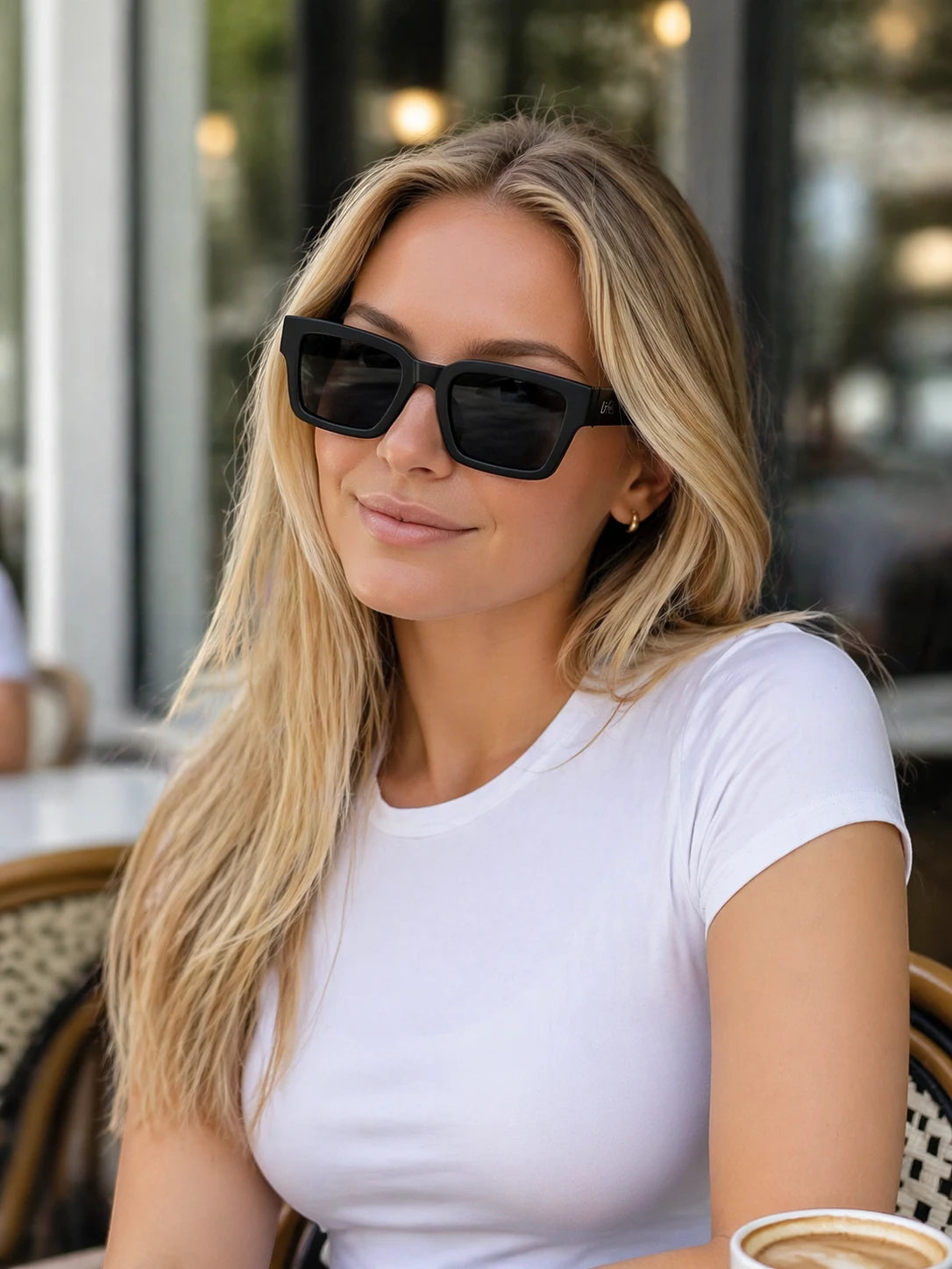 Óculos De Sol Feminino Glow Quadrado UV 400