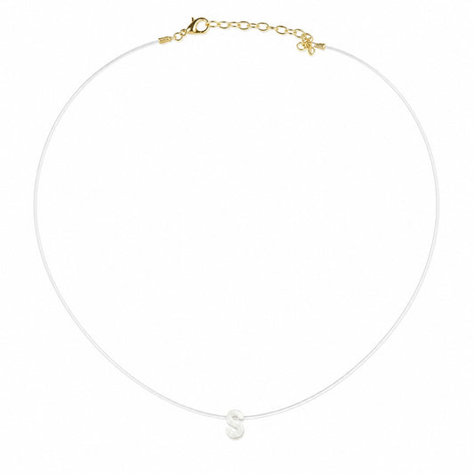 Semijoia Colar Choker Letra (S) Madrepérola Fio De Nylon 45cm Banho Ouro 18K
